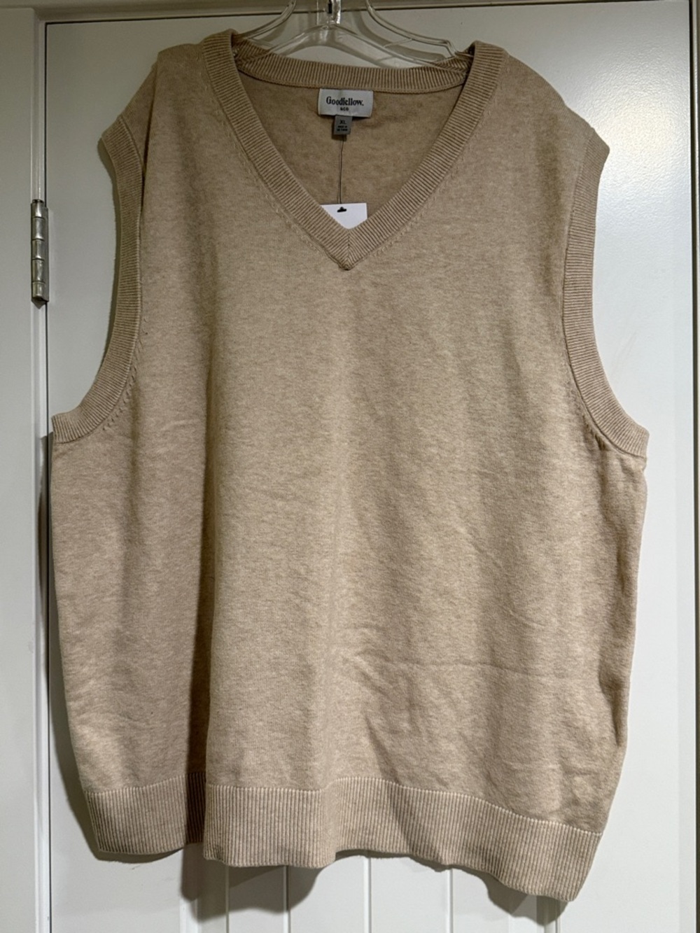 Goodfellow & Co Men's V-Neck Sweater Vest - Tan